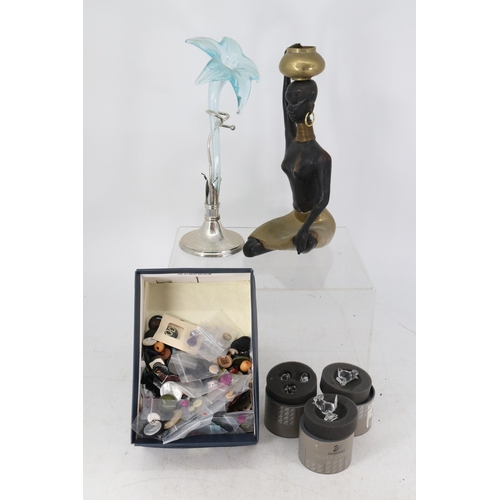 303 - Two contemporary interior decorations, box of buttons together with three boxed Swarovski chicks and... 