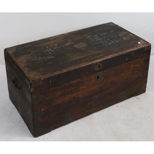 413 - Vintage camphor wood trunk with a vacant brass cartouche measures approx. 89cm w x 46cm d x 42cm h