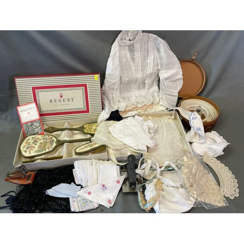 498 - Boxed Regent of London vanity set together with a selection of ladies gloves, vintage handkerchiefs ... 