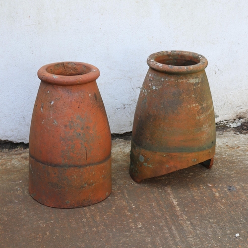 60 - Pair of terracotta chimney pots measures approx. 48cm tall (examine)