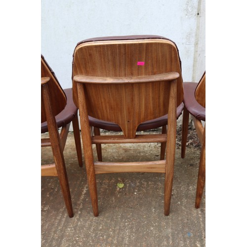 346 - Set of 6 vintage mid century chairs by Elliott's Furniture Co (Upholstery does not comply to current... 