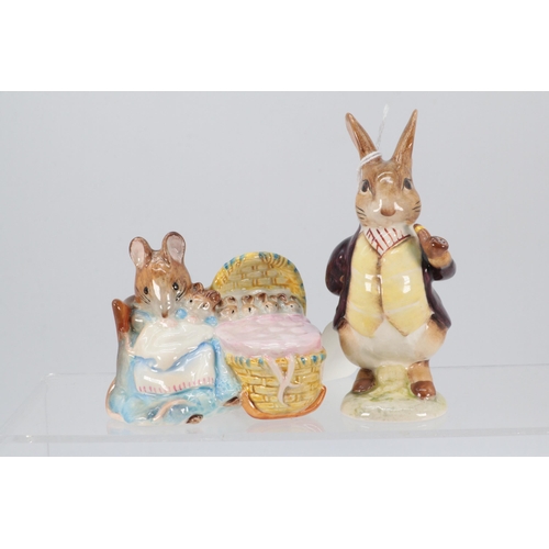 60 - Two Beatrix Potter gold back stamp figures to include Hunca Munca and Benjamin Bunny