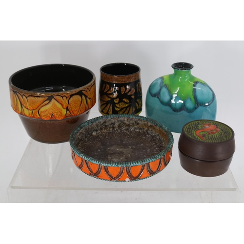 144 - Poole Pottery together with a Guy Sydenham lidded pot and an Italian dish