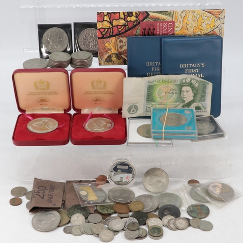 170 - Silver 2009 Concorde £5 coin together with an assortment of vintage and later coinage and quantity o... 