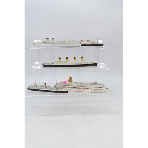 158 - Quantity of Mercator cast ocean liners to include Titanic and others (10)