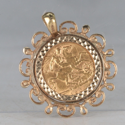 202 - 1908 half sovereign in 9ct gold mount (approx. weight of mount 3.8g)