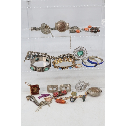 229 - Quantity of antique and later Eastern style jewellery to include 3 child's enamelled bracelets, silv... 