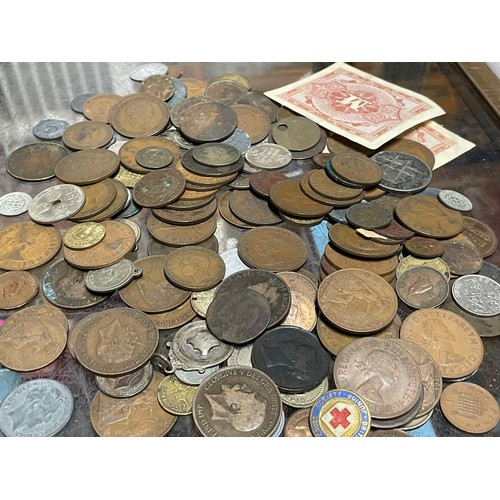 167 - Selection of mixed loose coins and notes,