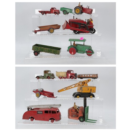 157 - Selection of vintage diecast toys to include Dinky fire engine, fork lift, Bedford etc