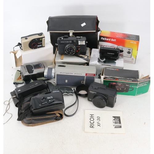 139 - Quantity of instant cameras and movie cameras