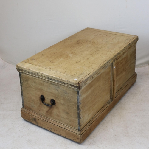 267 - Large stripped pine trunk with iron handles measures approx.104cm w x 61cm d x 54cm