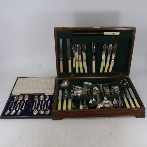 186 - Canteen of cutlery together with some cased and loose cutlery