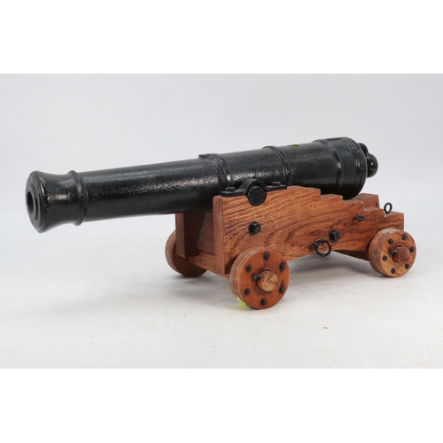 681 - Heavy ornamental cannon (cannon length approx. 40cm)