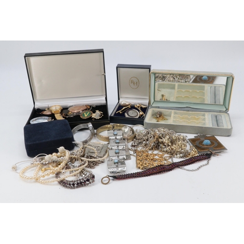 346 - Assorted vintage and later costume jewellery