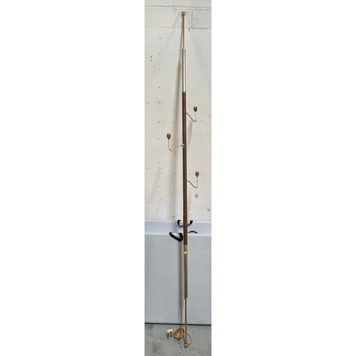 693 - 1960's Danish telescopic free standing light/lamp with glass shades (approx. 8ft)