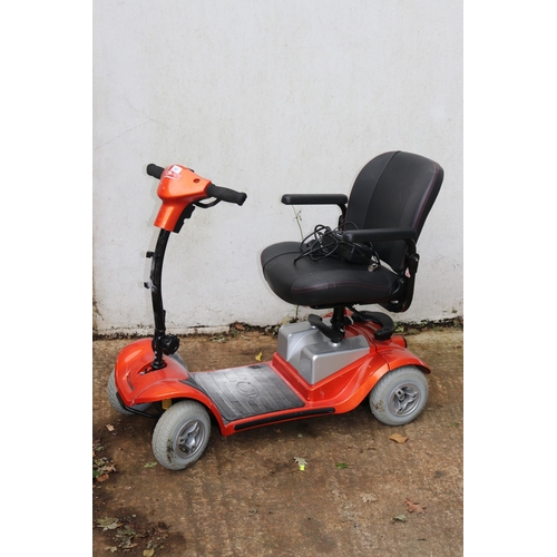 397 - Kynco ForU mobility scooter with battery charger (untested/no key) TRADE/SPARES/REPAIRS