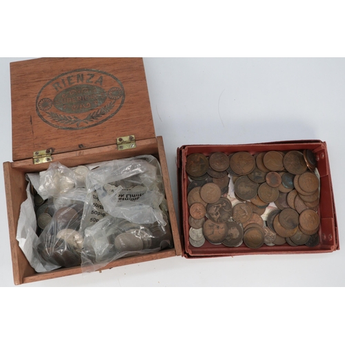 112 - A good selection of antique and later coins to include a Battle of London 1940-41 medallion, quantit... 