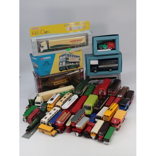 367 - Selection of assorted diecast vehicles, some boxed, Corgi Golden Oldies etc