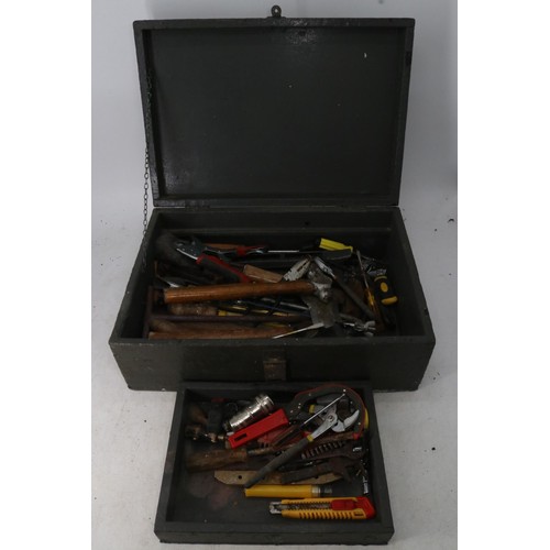 169 - A grey painted tool box with assorted vintage and later hand tools