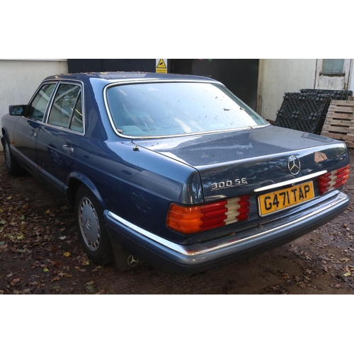 1 - Mercedes Benz 300, 4-door saloon, automatic car in blue finish, reg G471 TAP (1989) 3 litre petrol e... 