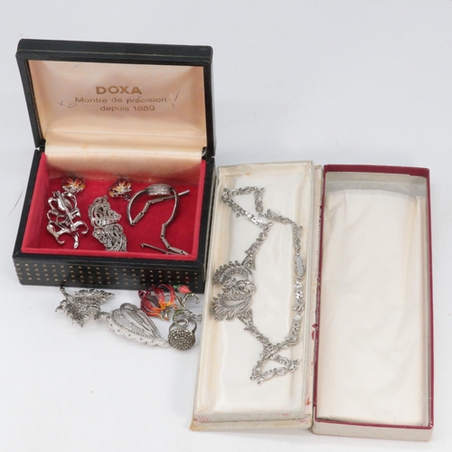 269 - Quantity of marcasite jewellery some on silver