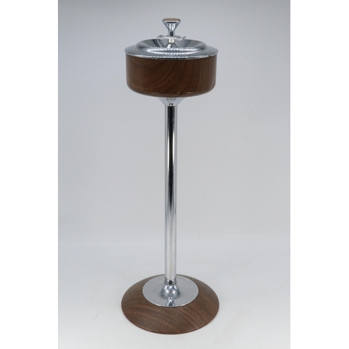 646 - A vintage chrome and wood effect ashtray stand