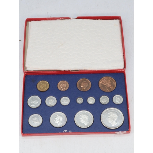 158 - A 1937 George VI coin set