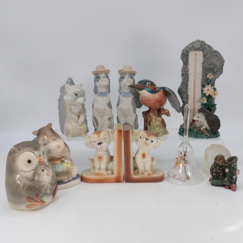 68 - Quantity of ceramic animals to include a Beswick Kingfisher, owl and hippo money boxes, glass bell e... 