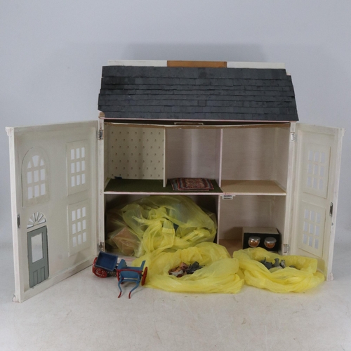 430 - Dolls House together with a quantity of farmyard animals etc