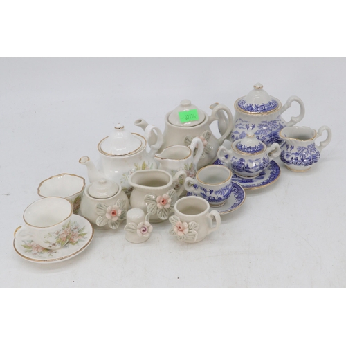 77 - Miniatures / dolls tea set Old Willow pattern made for Harrods, together with regency Bone China min... 