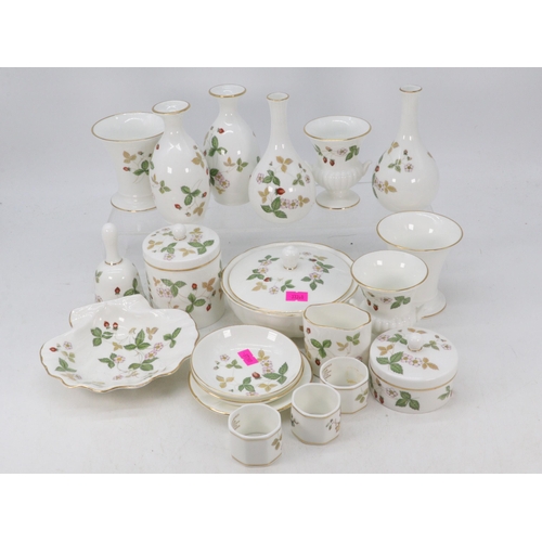 330 - Quantity of Wedgwood trinket pots, dishes, vases in Wild Strawberry and Swallow design