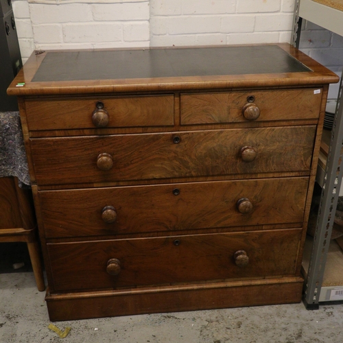 485 - Antique mahogany straight front chest of drawers with leather inset top