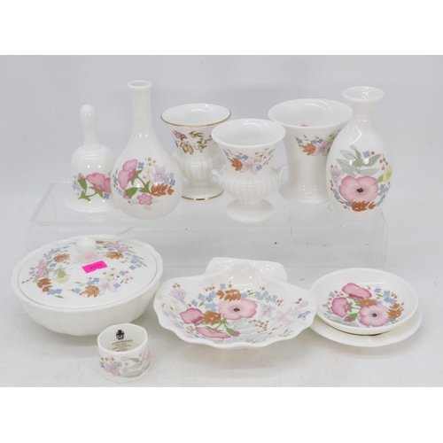 500 - Quantity of Wedgwood Hathaway Rose trinket pots, vases, dishes together with Wedgwood Meadow Sweet v... 