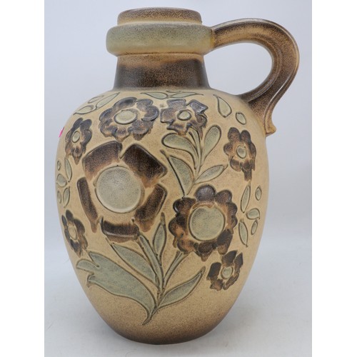 488 - Large West German pot 486-48 together with an umbrella stand/large vase