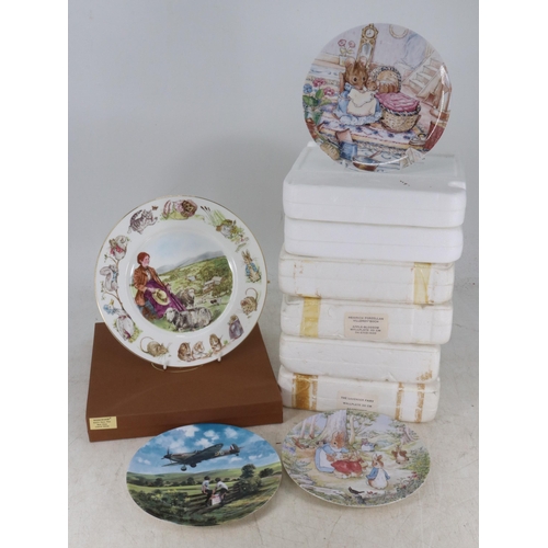 202 - Beatrix potter collectors plates etc