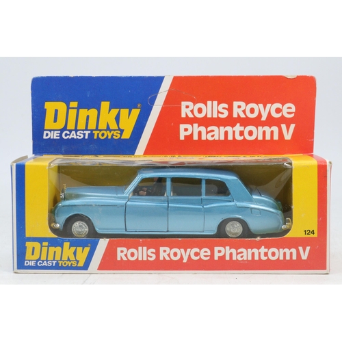 197 - Dinky toys Rolls Royce Phantom V No124 complete with box. Model VF Box Good