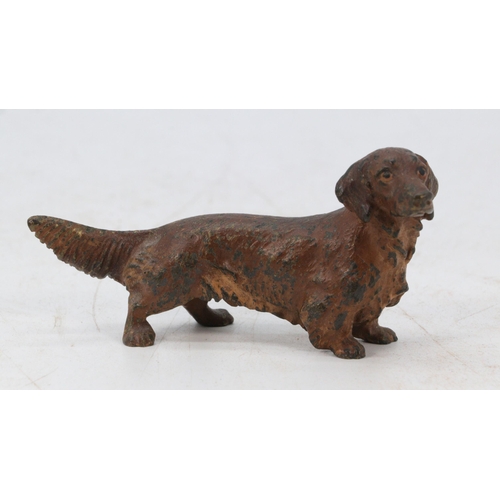 52 - Antique cold painted bronze long haired dachshund (approx. 4.7cm tall)