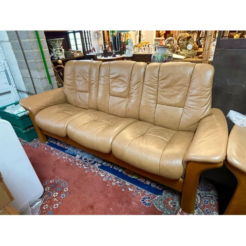 254 - Ekornes Stressless three seater settee and two matching armchairs