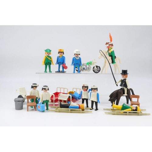 365 - Vintage Marx Toys Playpeople/playmobil boxed Knights basic set together with boxed horses and a sele... 