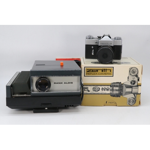 291 - A Minolta X300 with 50mm lens, Sigma mini wide, flash and selection of cokin filters, together with ... 