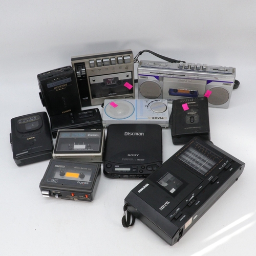 363 - A selection of portable tape cassette players to include Awia HS-PO2, Sony disc man etc (untested)