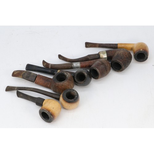 223A - Selection of vintage and later pipes.