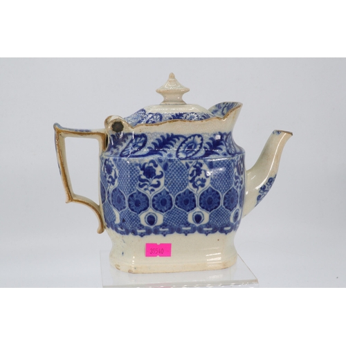 53 - 18th Century teapot with hinged lid