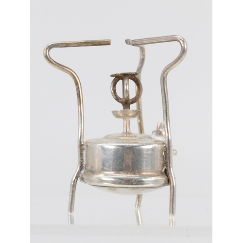 24 - An Egyptian silver hallmarked Primus stove (approx. weight 21g, 5cm tall)