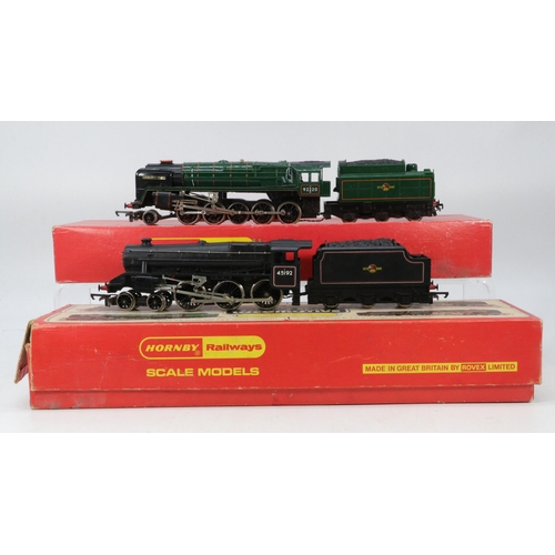 43 - Hornby R859 Black five and R861 Evening Star boxed locomotives