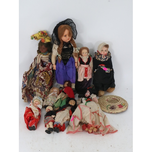 9 - Selection of vintage dolls