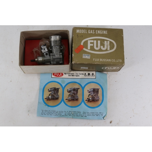 35 - A boxed Fuji I.B.S. gas engine.