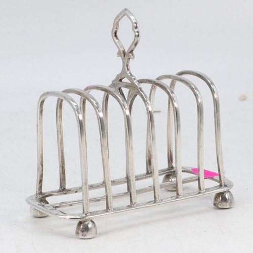 13 - Silver hallmarked toast rack (approx. weight 193g)