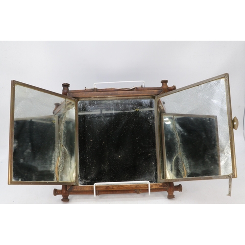 40A - An oriental foldout mirror with bamboo frame measuring approx. 13