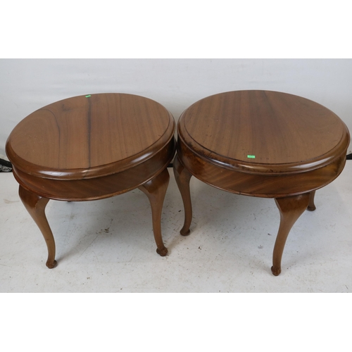 111 - Near pair of mahogany circular occasional tables on cabriole legs, approx. 58cm diameter x 48cm high